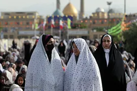 نماز عید سعید فطر در جوار حرم مطهر حضرت عبدالعظیم حسنی علیه‌السلام