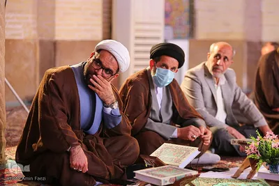 محفل انس با قرآن کریم در مسجد نصیرالملک‎‎