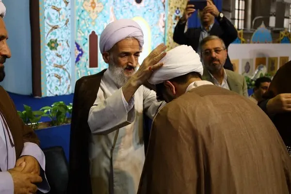 آیین عمامه گذاری طلاب مازندرانی در ساری