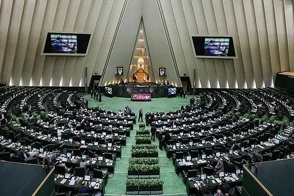 مخالفت مجلس با ساقط شدن حق حبس زوجه در مهریه
