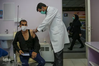 مراکز واکسیناسیون افراد بالای 18 سال در مشهد