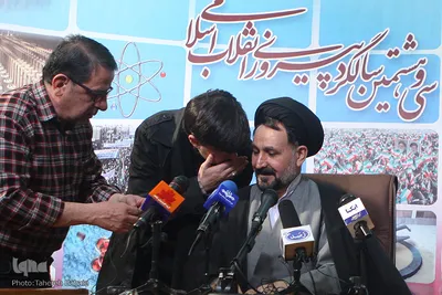نشست خبری کمیته قرآن و ایثارگران به مناسبت دهه فجر