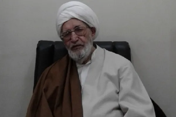 حجت‌الاسلام اشرفی اصفهانی دار فانی را وداع گفت