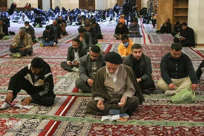 برگزاری مراسم بزرگداشت پیروزی انقلاب اسلامی در حرم مطهر