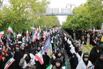 خروش دختران «قائد شهید» در قلب شیراز؛ بیعتی ابدی با آرمان‌های ولایت