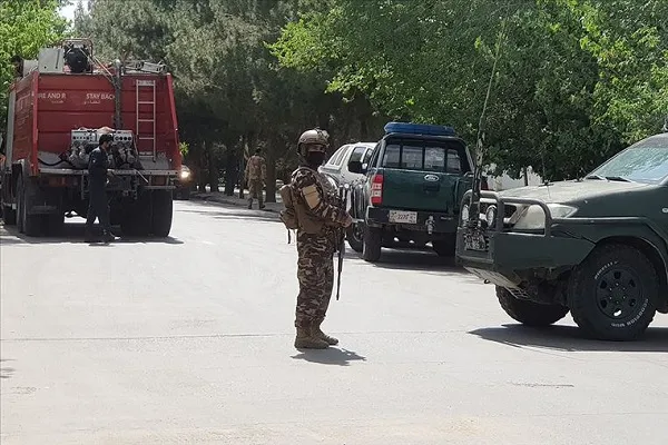 Afganistan'da pazar yerine roketli ve bombalı saldırı: 23 ölü
