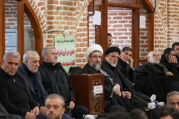 مراسم سوگواری شهادت قائد امت در مسجد صاحب الامر تبریز