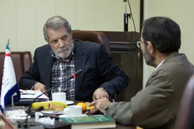 علی منتظری رییس پژوهشکده علوم بهداشتی جهاد دانشگاهی، باقر غباری بناب استاد دانشگاه تهران