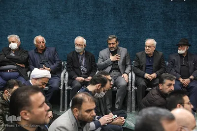  تشییع پیکر مرحوم عماد افروغ در مسجد دانشگاه تهران
