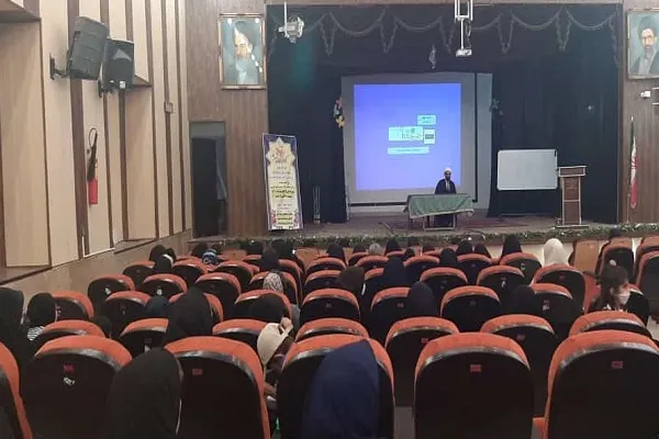 برگزاری کارگاه آموزشی «شهر نماز، مدرسه نماز» در کازرون + عکس