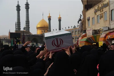 تشییع پیکرهای۶تن از شهدای سانحه سقوط هواپیمای اوکراینی در قم
