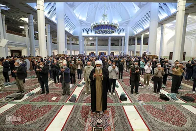 قرائت دعای کمیل در حرم شاهچراغ (ع)