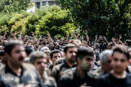 آیین عاشورایی «گِل مالی» لرستانی های مقیم تهران
