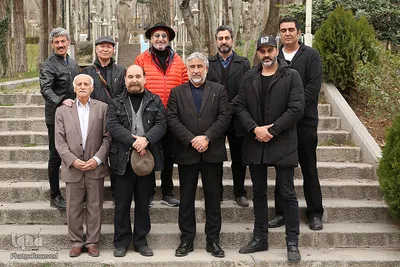 کاشت درخت توسط هنرمندان در فرهنگسرای نیاوران
