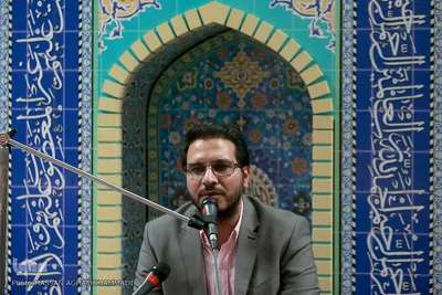 تلاوت حامد شاکرنژاد، قاری بین المللی قرآن کریم در محفل انس با قرآن بنیاد مستضعفان و جانبازان