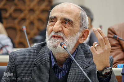 نشست رئیس سازمان بسیج مستضعفین با جمعی از مدیران رسانه ها