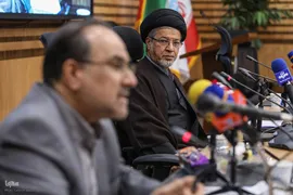 نشست «یک دهه سخن رهبر حکیم انقلاب اسلامی با جوانان آمریکا و اروپا»