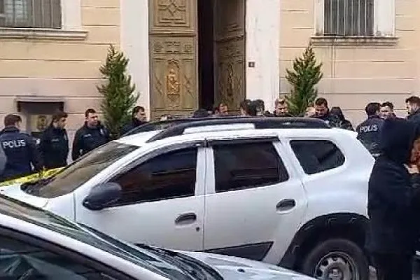 Kilisedeki silahlı saldırıya ilişkin 2 şüpheli yakalandı