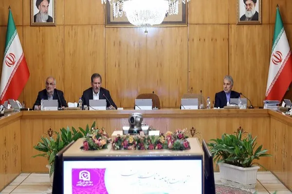 بررسی و تبیین دستاوردهای انقلاب اسلامی در حوزه زن و خانواده