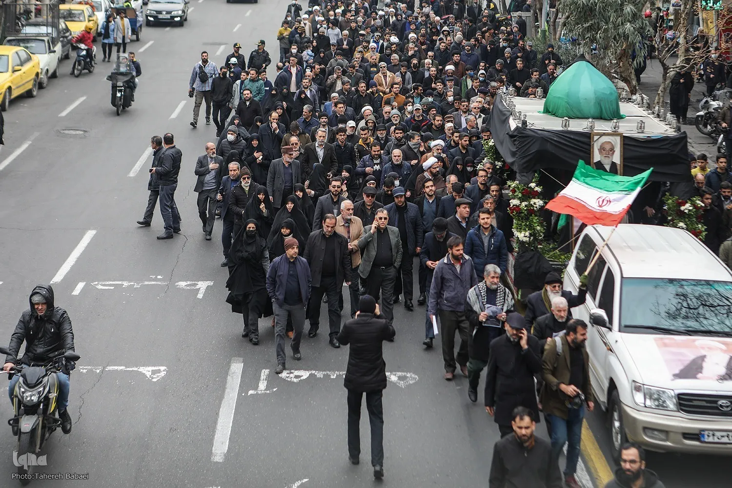 عالمان و اندیشمندانی که در سال 1402 از میان‌ ما رفتند