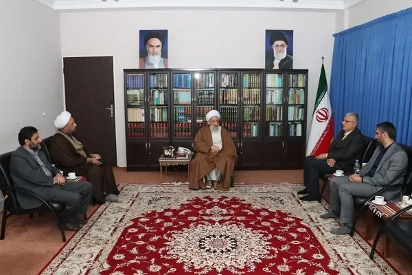 دیدار نماینده ولی فقیه در مازندران با شهردار جدید ساری