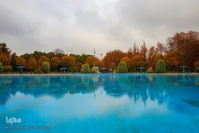 یک روز پاییزی بارانی