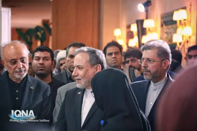 مراسم «محرم و عاشورا در آینه اسناد وزارت امور خارجه»