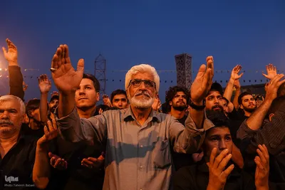 آئین خیمه سوزان در میدان امام حسین (ع)