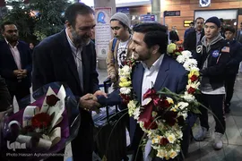 سید علی سرابی، قائم مقام شورای عالی قرآن در مراسم استقبال از محمدحسن موحدی، نفر دوم شانزدهمین دوره مسابقات بین‌المللی قرآن تونس 