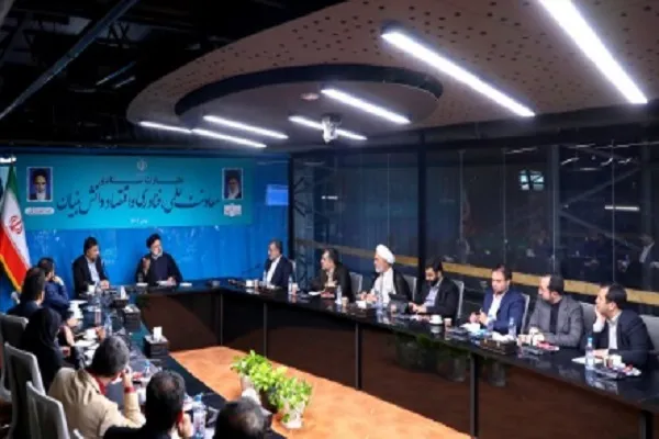 نگاه معاونت علمی ریاست‌ جمهوری به تأمین نیازهای کشور باشد