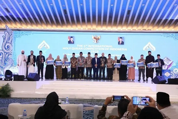 Ang Ika-4 na Pandaigdigan na Kumpetisyon sa Quran sa Indonesia ay Pinarangalan ang Nangungunang mga Tagapalabas