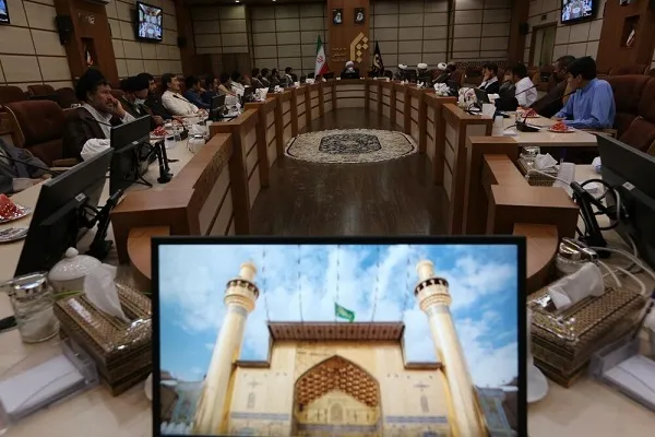 ثابت قدم ماندن در انجام رسالت روحانیت، نیازمند عزم جدی است