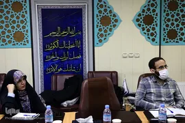 آیین رونمایی از کتاب «بخور، نخور» نوشته محمد حسن‌زاده