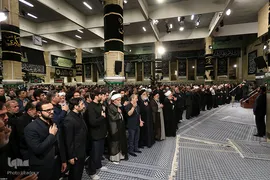 دومین شب عزاداری حضرت اباعبدالله الحسین (ع) در حسینیه امام‌خمینی(ره)
