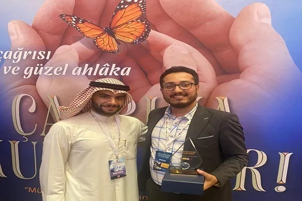 Turquía: el representante de Irán ocupa el tercer lugar en la competencia internacional del Corán