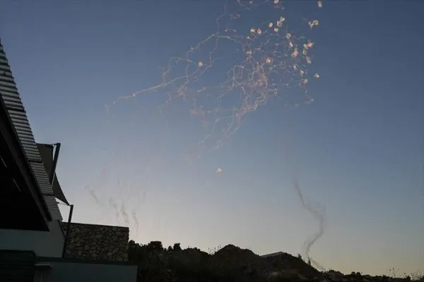 Israel cierra 30 fábricas por temor a una represalia de Hezbolá