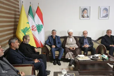 حضور مسئولان و شخصیت‌های سیاسی در دفتر حزب‌الله