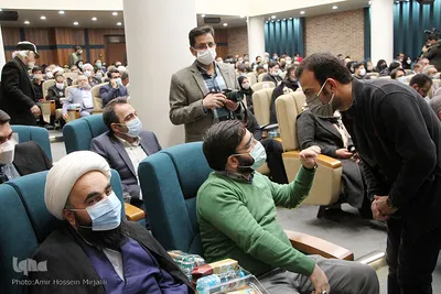 اکران فیلم شهید خلیل حسن بیگی در یزد و تجلیل استاندار ازهمسر شهید‎‎
