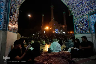 احیای شب بیست و سوم ماه رمضان در بندرعباس