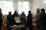 تجلیل از مادر شهید «رحمان نوکی» در اردبیل