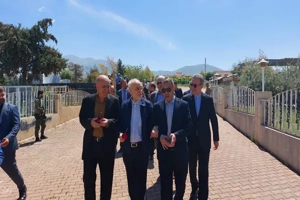 بازدید «علی‌اکبر صالحی» از موزه بمباران شیمیایی شهر حلبچه
