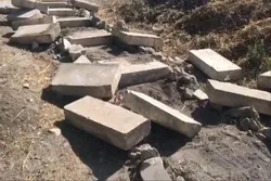 ماذا يجري في باب الرحمة بالمسجد الأقصى؟