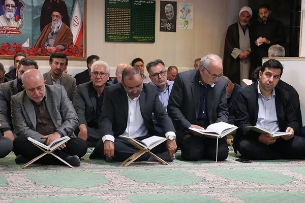 جلسه تفسیر قرآن ویژه مدیران اجرایی آذربایجان‌شرقی