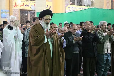 آیین معنوی اعتکاف در مصلی کرج