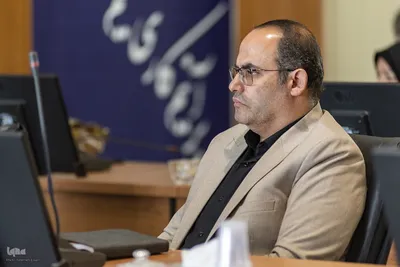 پرچم‌گردانی حرم مطهر امام رضا (ع) در مجتمع تحقیقاتی شهدای جهاددانشگاهی