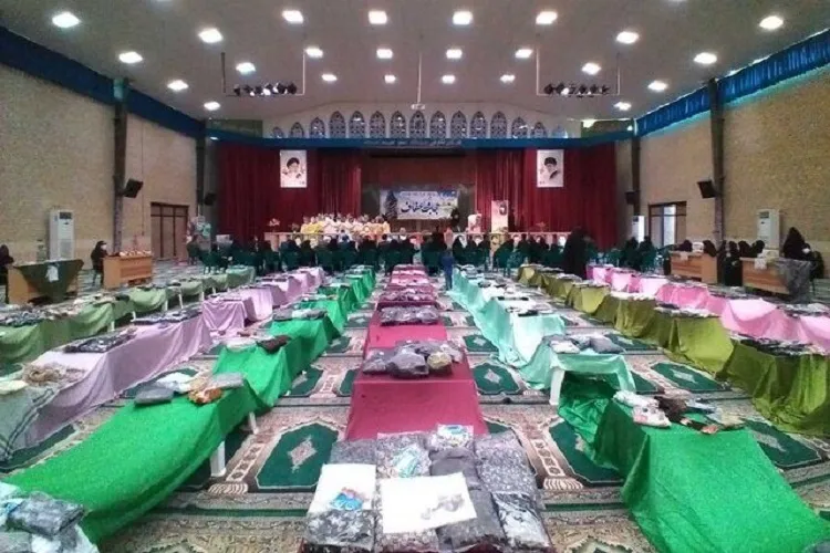 «نذر حیا» برای بانوان شیراز / 11 هزار محصول حجاب توزیع شد