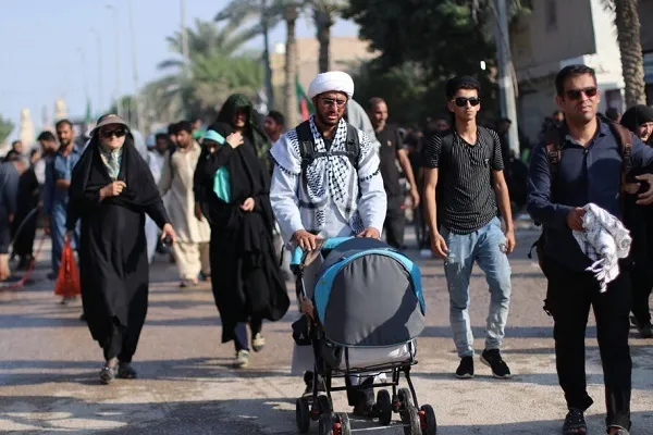 20.000 estudiantes y familias de la Universidad Al-Mustafa asistirán a la procesión de Arbain