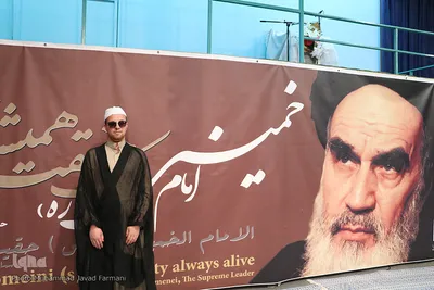 بازدید متسابقین خارجی از بیت امام خمینی(ره)