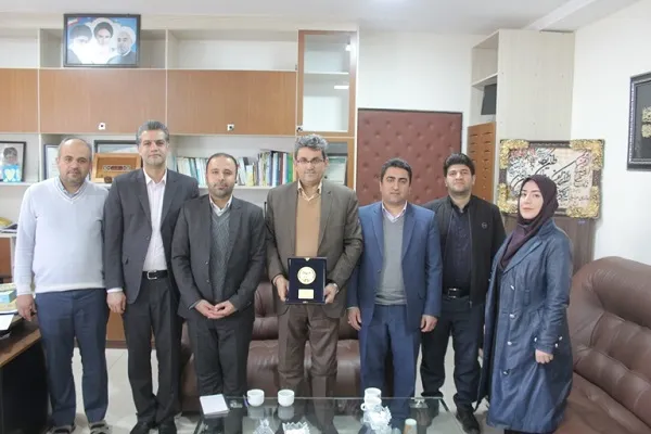 خالد سعیدی در قالب طرح ديدار با مفاخر کردستان تجلیل شد