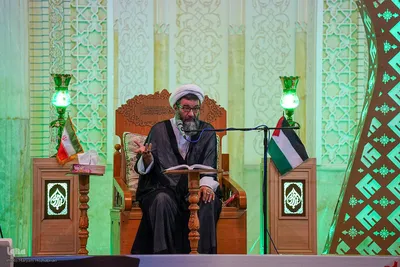 محفل انس با کلام‌الله مجید هدیه به ارواح طیبه شهدای حرم مطهر با تلاوت قاری بین‌المللی قرآن